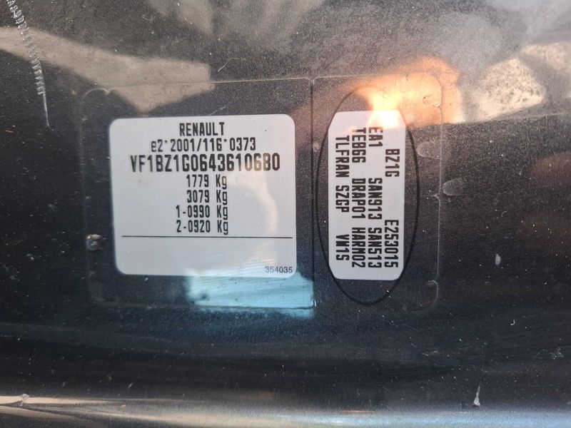 Renault Megane 1.5 dCi Authentique 2010 – снимка 18