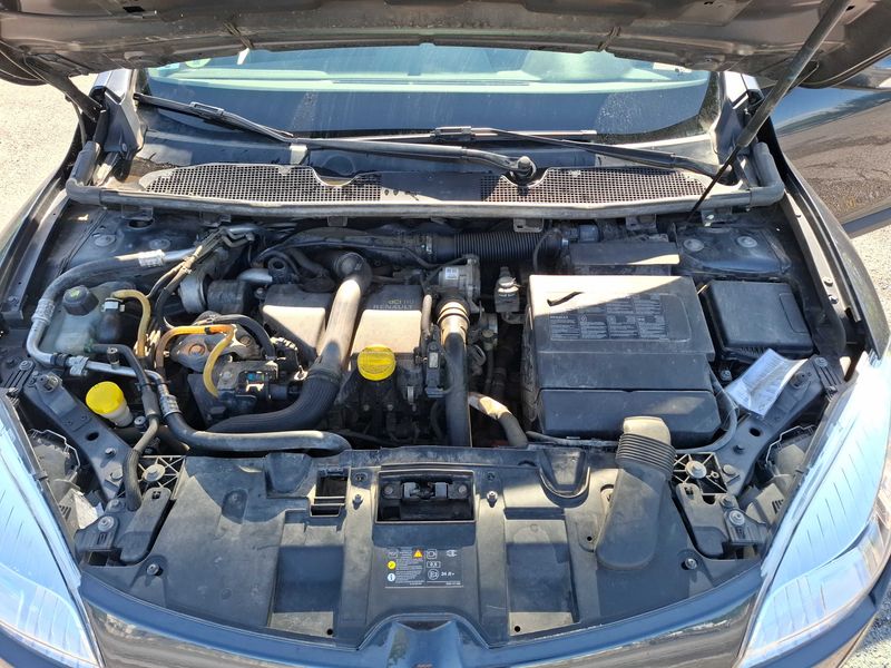 Renault Megane 1.5 dCi Authentique 2010 – снимка 8