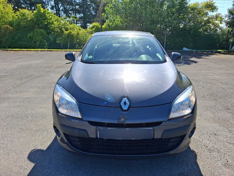 Renault Megane 1.5 dCi Authentique 2010 – снимка 7