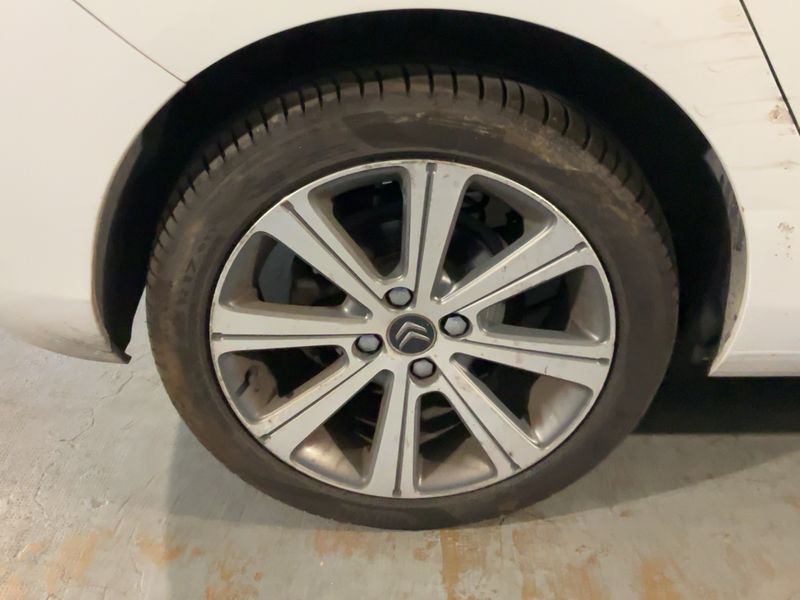 Citroen C4 1.6 Blue-HDi Feel Edition 2015 – снимка 9