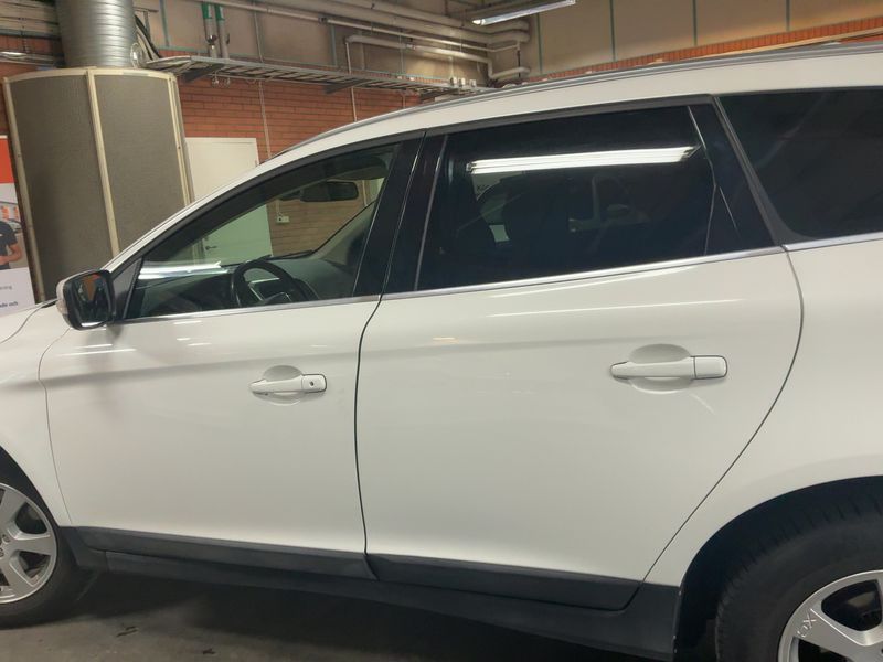 Volvo XC60 2.0 DRIVe Summum 2011 – снимка 4