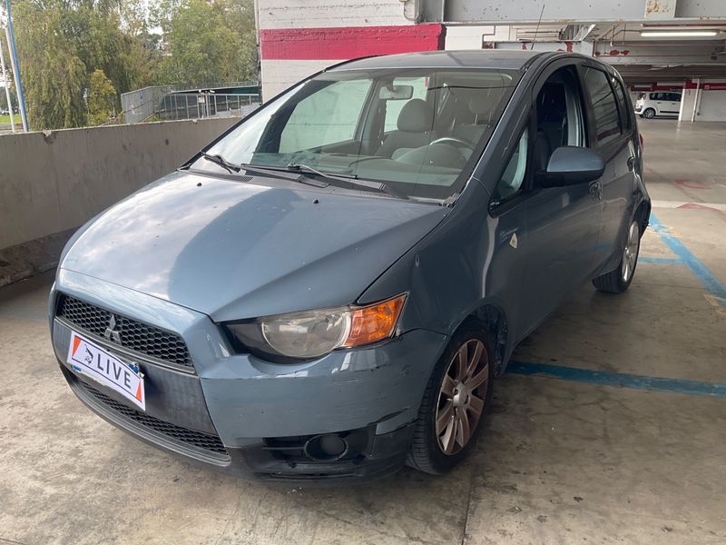 Mitsubishi Colt 1.1 Basis 2009 – снимка 1