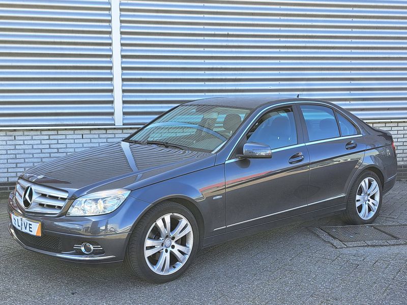 Mercedes-Benz C-Klasse C 180 CGI BlueEfficiency Avantgarde 2010 – снимка 2