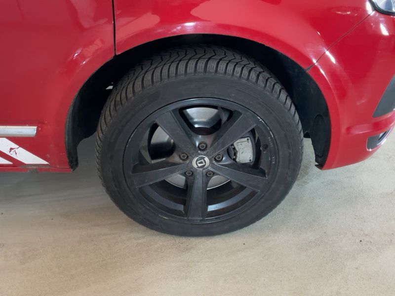 Volkswagen T6 Multivan 2.0 TDI Multivan Generation Six 4Motion 2018 – снимка 11