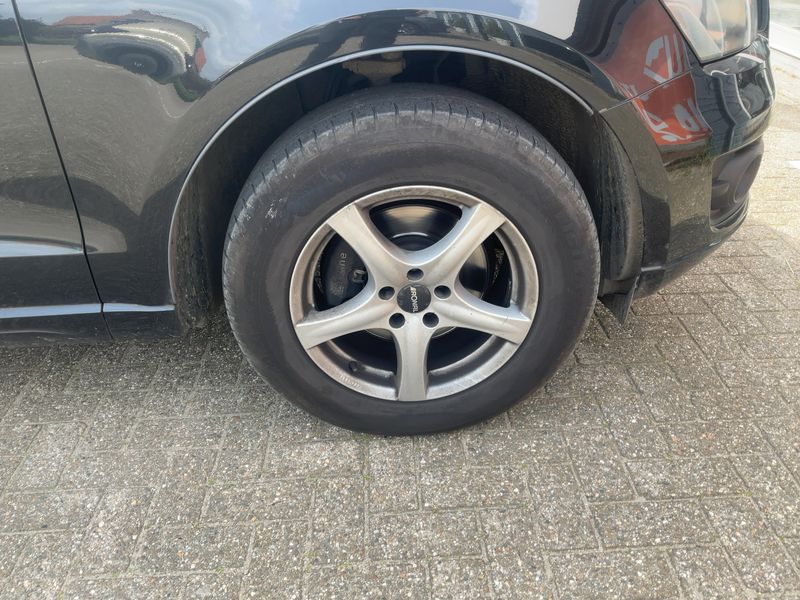 Audi Q5 2.0 TFSI quattro 2008 – снимка 11