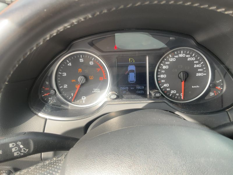 Audi Q5 2.0 TFSI quattro 2008 – снимка 18