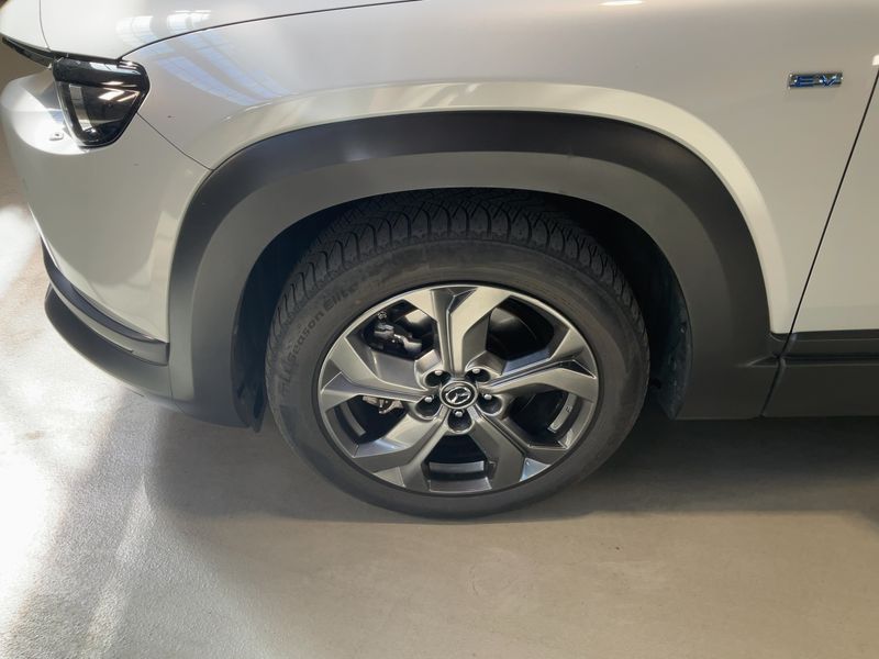 Mazda MX-30 e-Skyactiv 107 kW Advantage 2022 – снимка 3