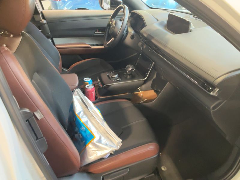 Mazda MX-30 e-Skyactiv 107 kW Advantage 2022 – снимка 16