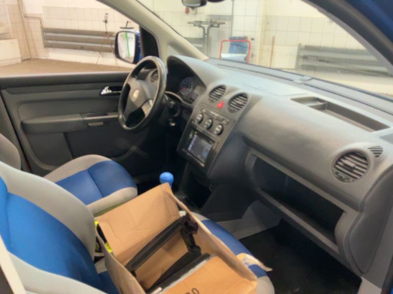 Volkswagen Caddy 1.6 Life Gewinner Caddy 2009 – снимка 17
