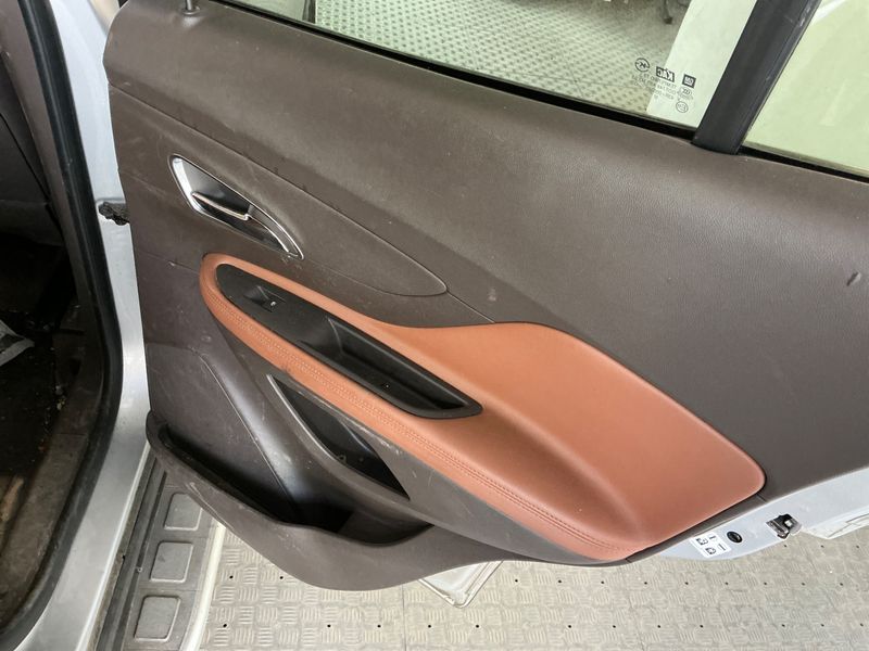 Opel Mokka 1.7 CDTI Innovation 2013 – снимка 27