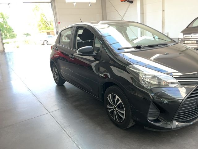 Toyota Yaris 1.0 VVT-i Comfort 2016 – снимка 12