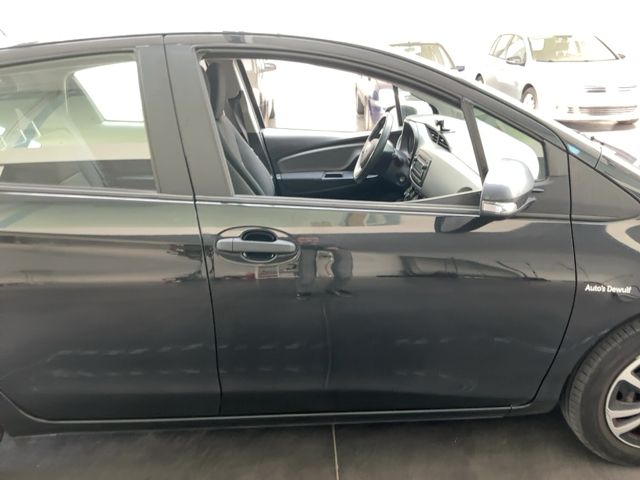 Toyota Yaris 1.0 VVT-i Comfort 2016 – снимка 10
