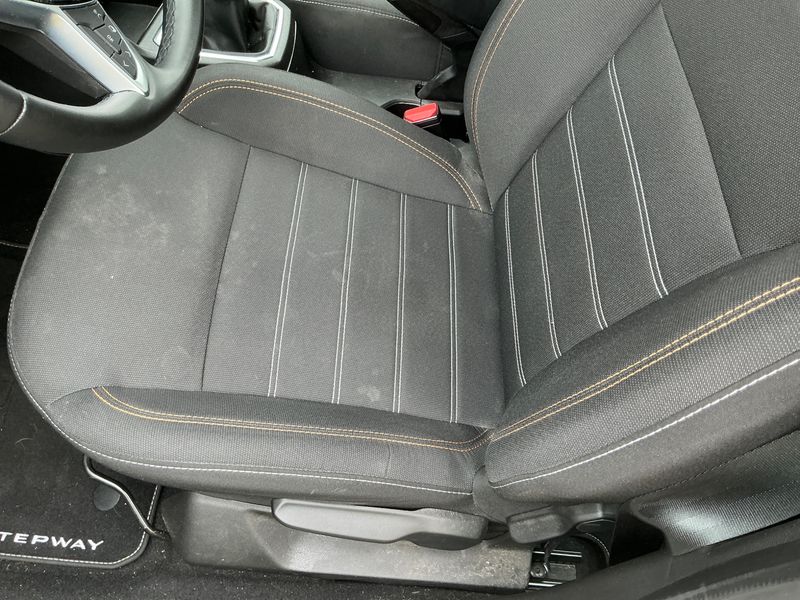 Dacia Sandero 1.0 TCe LPG Stepway Comfort 2021 – снимка 24