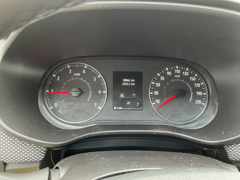 Dacia Sandero 1.0 TCe LPG Stepway Comfort 2021 – снимка 18