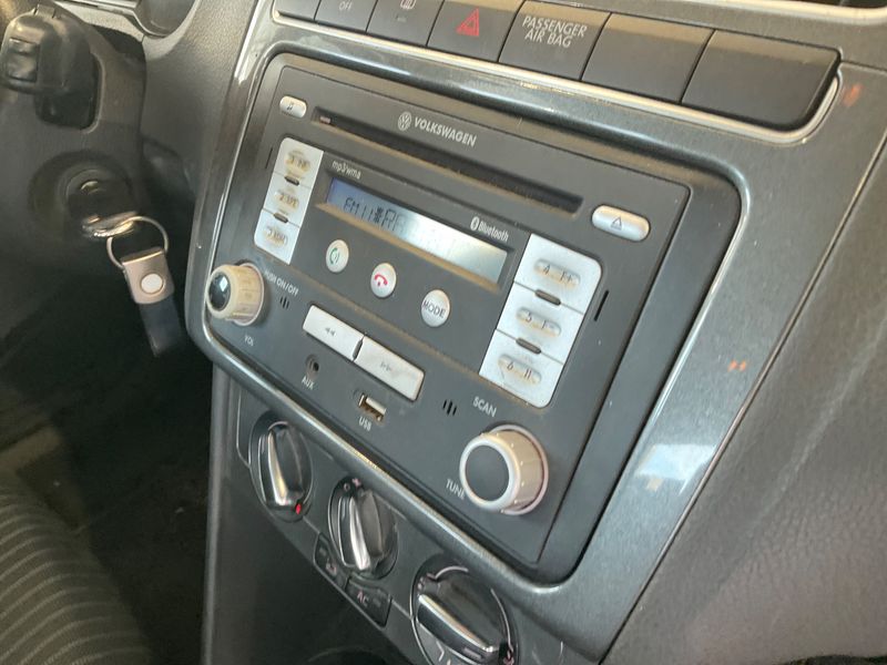 Volkswagen Polo 1.6 TDI Highline 2011 – снимка 24