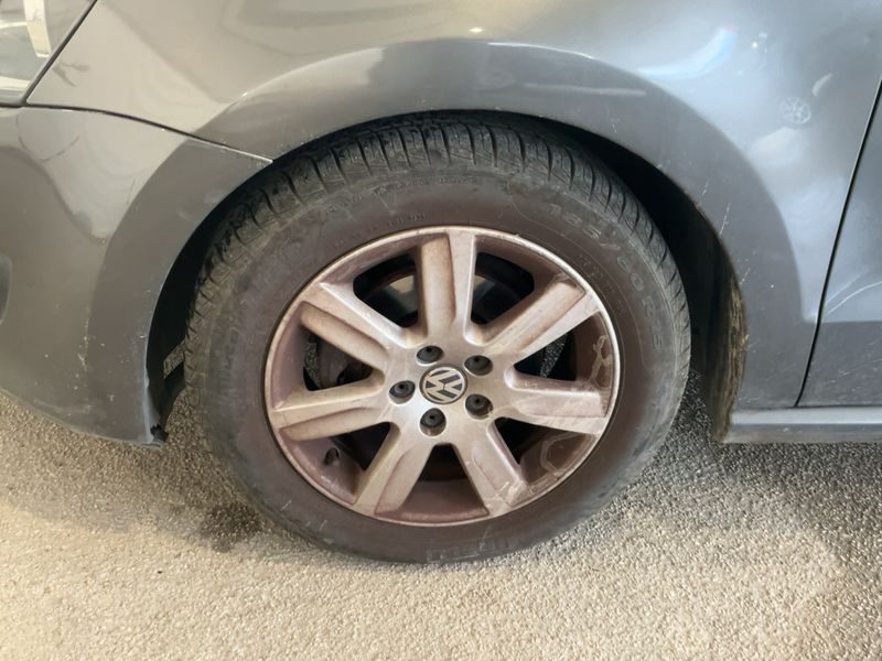 Volkswagen Polo 1.6 TDI Highline 2011 – снимка 3