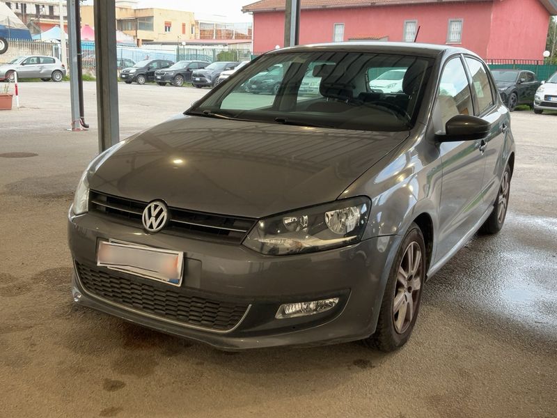 Volkswagen Polo 1.6 TDI Highline 2011 – снимка 1