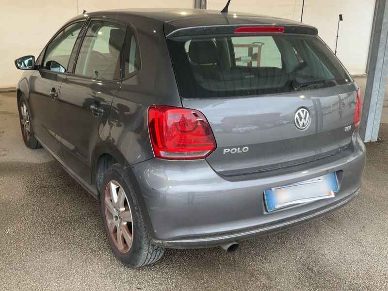 Volkswagen Polo 1.6 TDI Highline 2011 – снимка 6