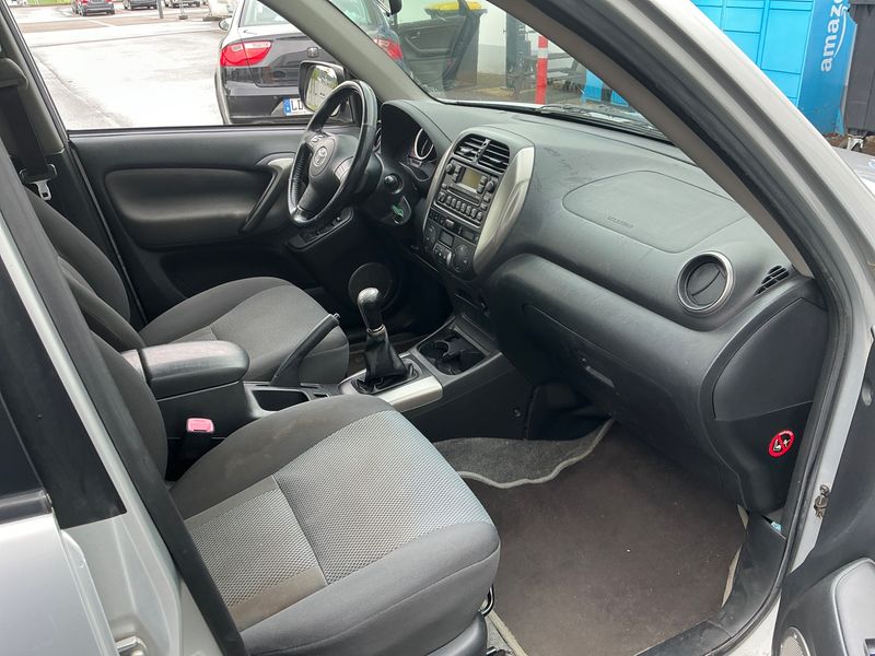 Toyota RAV 4 2.0 Sol 2005 – снимка 3