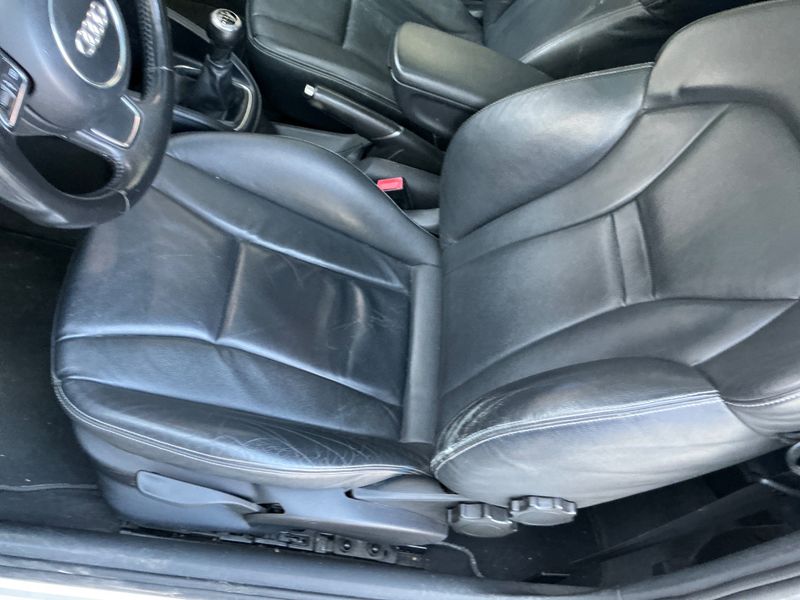 Audi A1 1.6 TDI Ambition Luxe 2011 – снимка 24