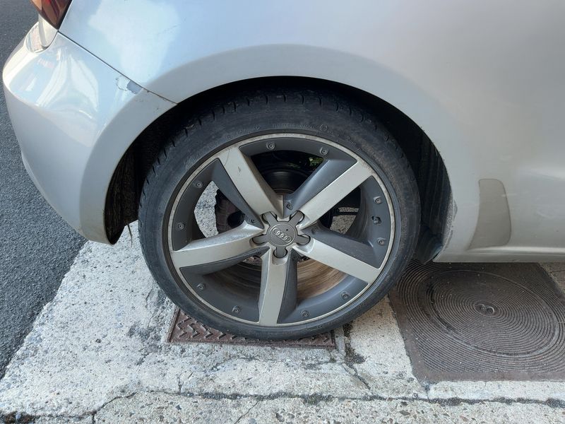 Audi A1 1.6 TDI Ambition Luxe 2011 – снимка 9