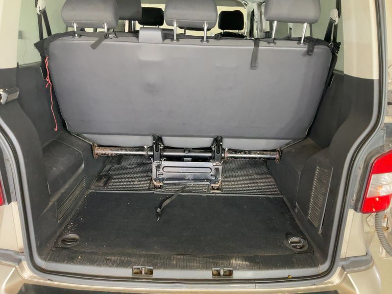 Volkswagen T5 Caravelle 2.5 TDI 4Motion 2008 – снимка 15