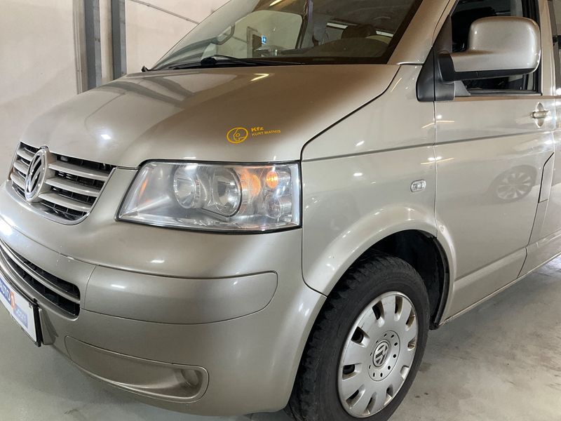 Volkswagen T5 Caravelle 2.5 TDI 4Motion 2008 – снимка 2