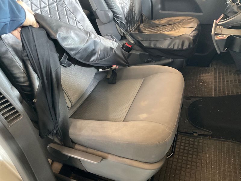 Volkswagen T5 Caravelle 2.5 TDI 4Motion 2008 – снимка 38