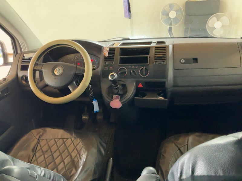 Volkswagen T5 Caravelle 2.5 TDI 4Motion 2008 – снимка 17