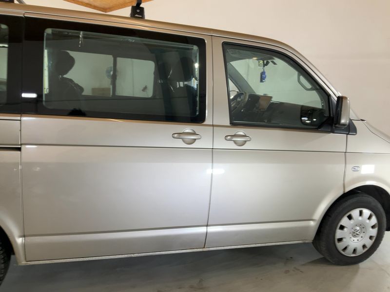 Volkswagen T5 Caravelle 2.5 TDI 4Motion 2008 – снимка 10