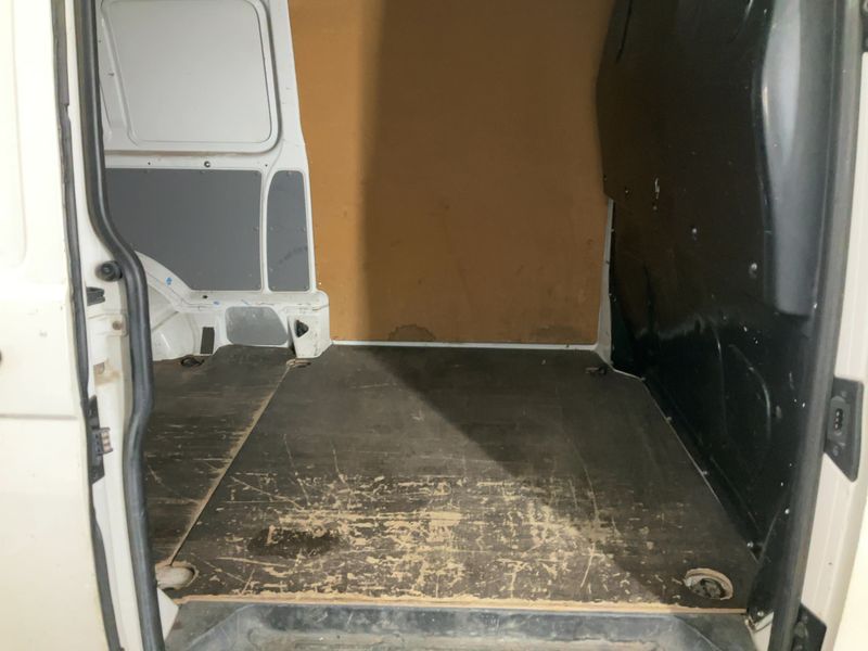 Volkswagen T5 Transporter 2.0 TDI Kasten lang 2013 – снимка 19