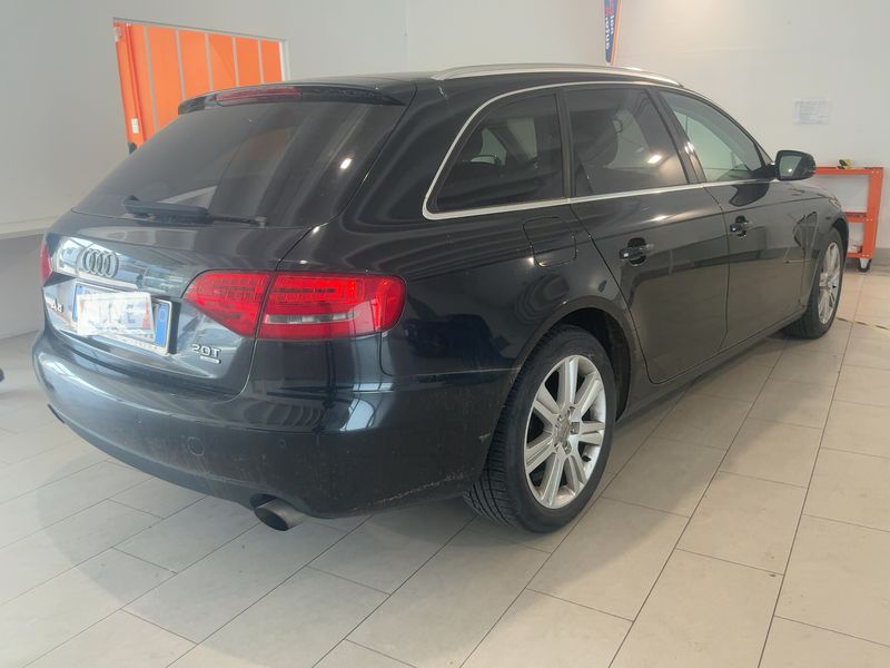 Audi A4 2.0 TFSI quattro Ambiente 2009 – снимка 8