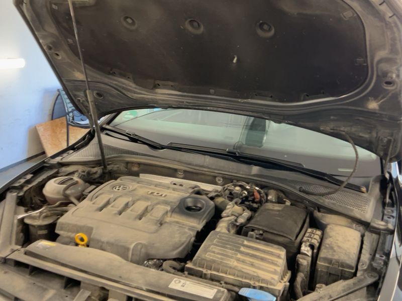 Volkswagen Golf VII 1.6 TDI Comfortline BlueMotion Tech 2015 – снимка 41