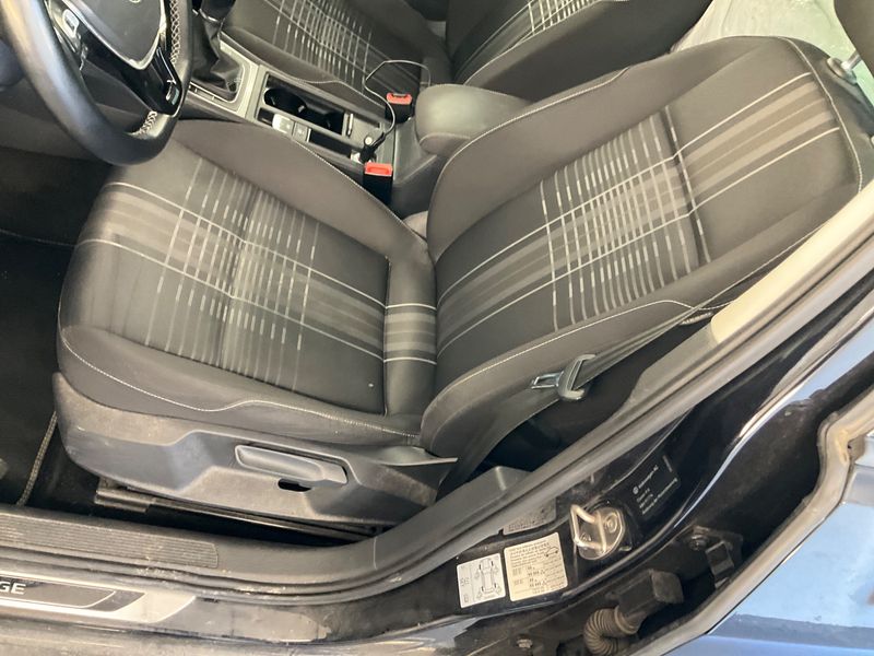 Volkswagen Golf VII 1.6 TDI Comfortline BlueMotion Tech 2015 – снимка на щета 60