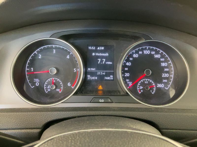 Volkswagen Golf VII 1.6 TDI Comfortline BlueMotion Tech 2015 – снимка 19