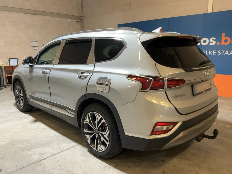 Hyundai Santa Fe 2.2 CRDi Comfort 4WD 2018 – снимка 6