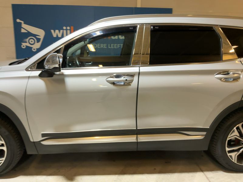 Hyundai Santa Fe 2.2 CRDi Comfort 4WD 2018 – снимка 4