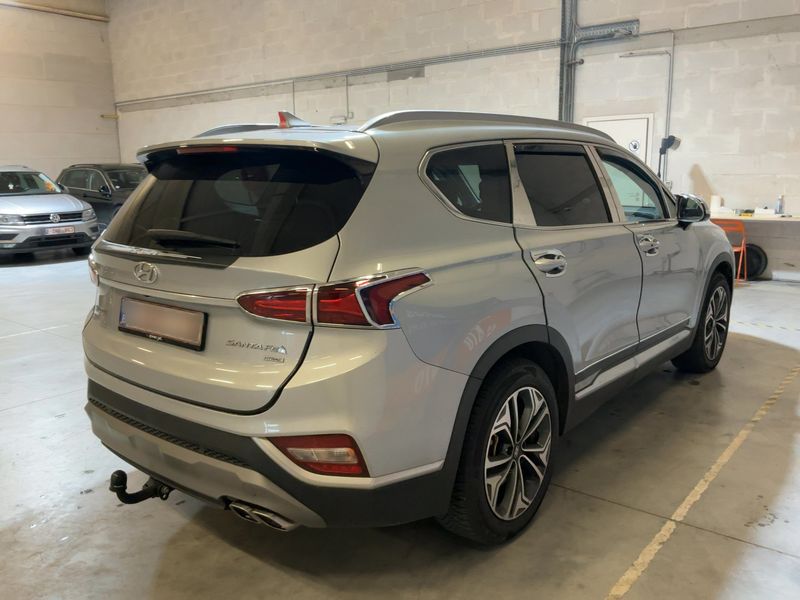Hyundai Santa Fe 2.2 CRDi Comfort 4WD 2018 – снимка 8