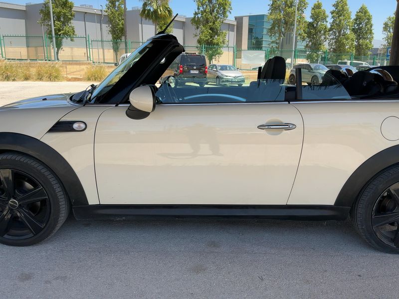 MINI Cabrio Cooper 2009 – снимка 4