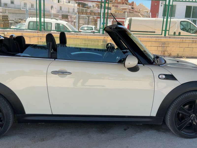 MINI Cabrio Cooper 2009 – снимка 10