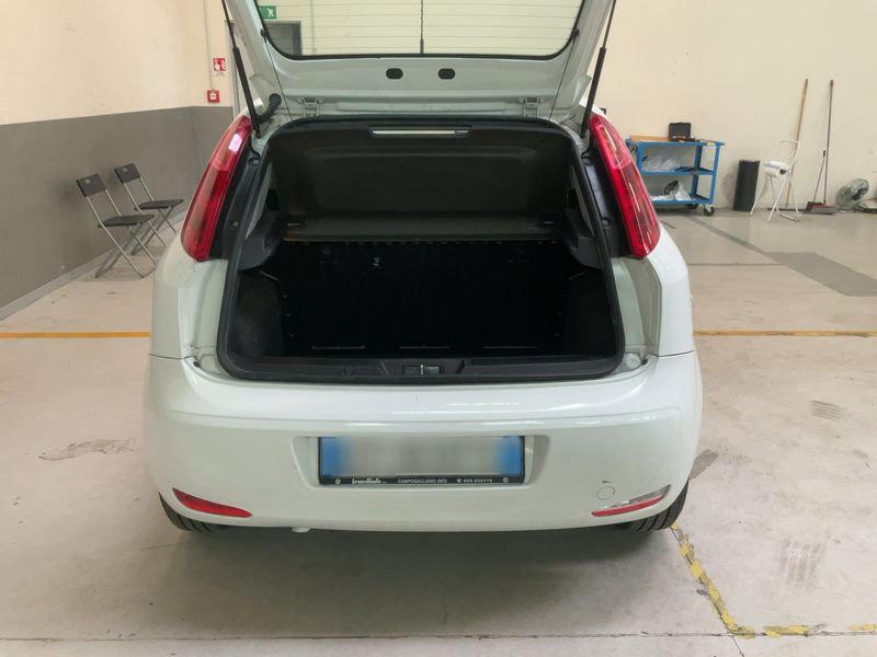 Fiat Punto 1.2 Easy 2015 – снимка 15