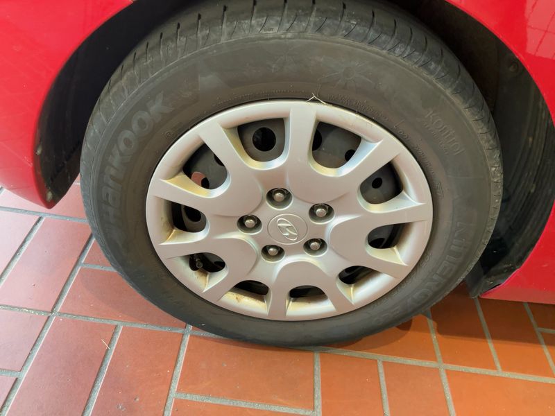 Hyundai i30 1.4 CRDi Classic 2014 – снимка 9
