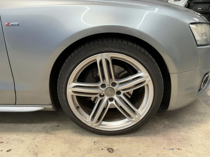 Audi A5 3.0 V6 TDI quattro 2010 – снимка 11