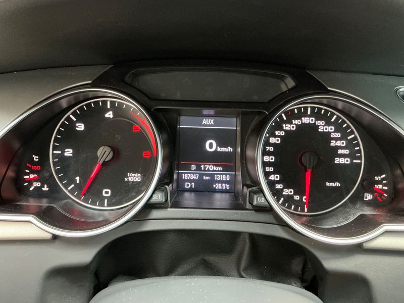 Audi A5 3.0 V6 TDI quattro 2010 – снимка 19