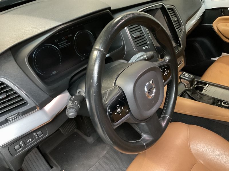 Volvo XC90 2.0 D4 Kinetic 2WD 2016 – снимка 32