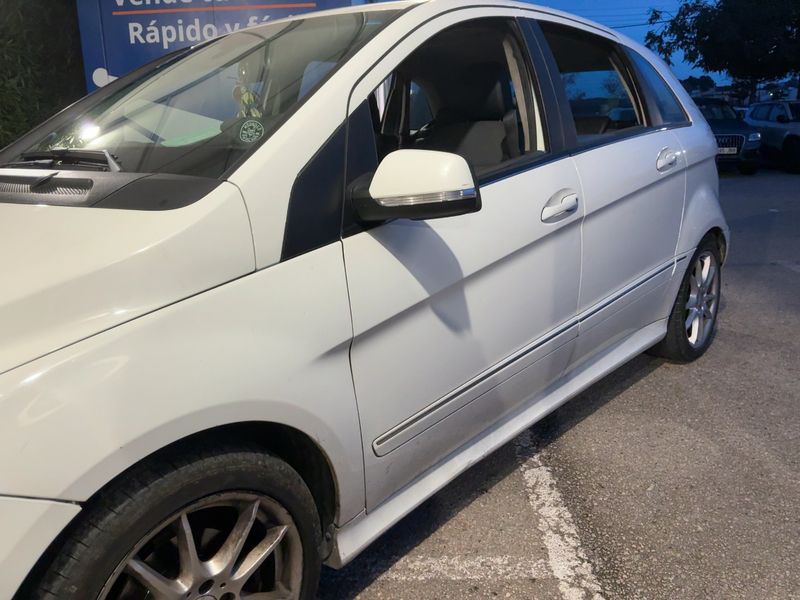 Mercedes-Benz B-Klasse B 200 Turbo 2010 – снимка 2