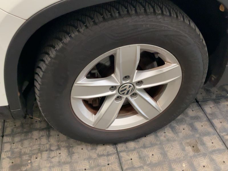 Volkswagen Tiguan 1.4 TSI Trend & Fun BlueMotion Tech 2015 – снимка 3