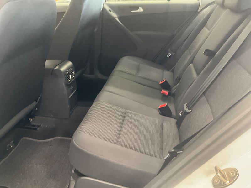 Volkswagen Tiguan 1.4 TSI Trend & Fun BlueMotion Tech 2015 – снимка 30