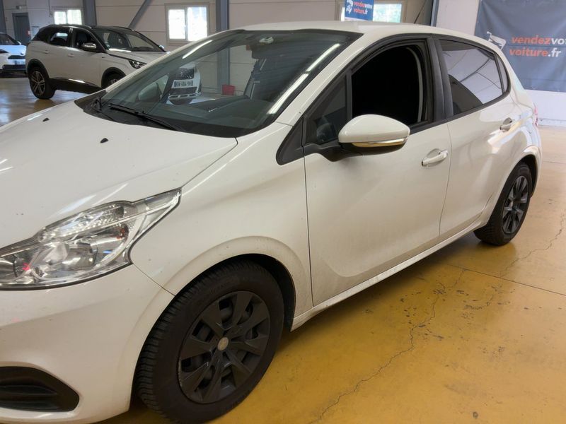 Peugeot 208 1.6 Blue-HDi Affaire Premium 2016 – снимка 2