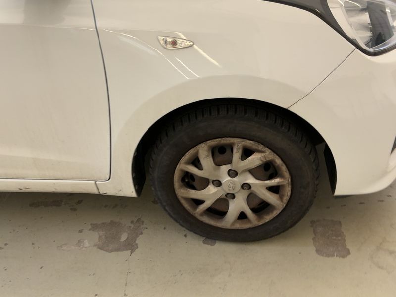Hyundai i10 1.0 Trend 2017 – снимка 11